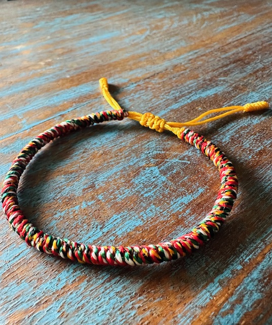 Bracelet Des Moines Tibétains Multicolores