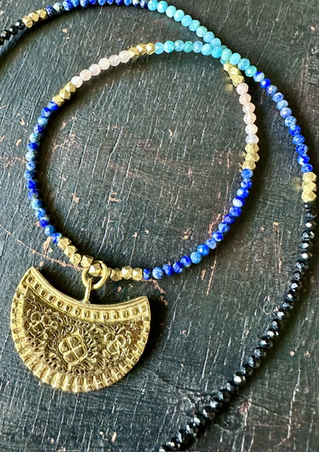 Collier Mayaa
